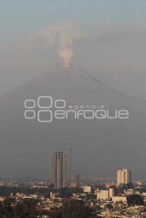 FUMAROLA DEL VOLCAN POPOCATEPETL.