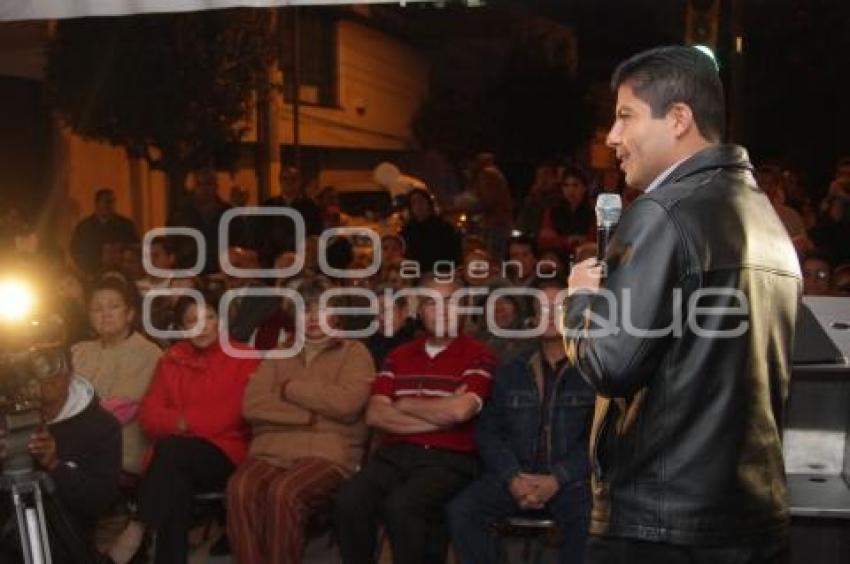 INAUGURAN 49 PONIENTE . CONCRETO HIDRÁULICO