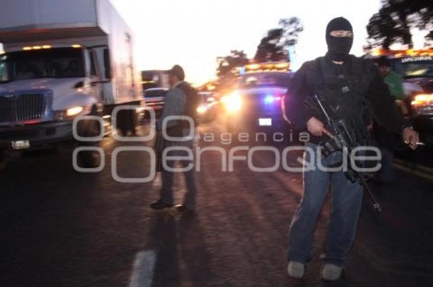 POLICIA MINISTERIAL ENFRENTA A PRESUNTOS SECUESTRADORES