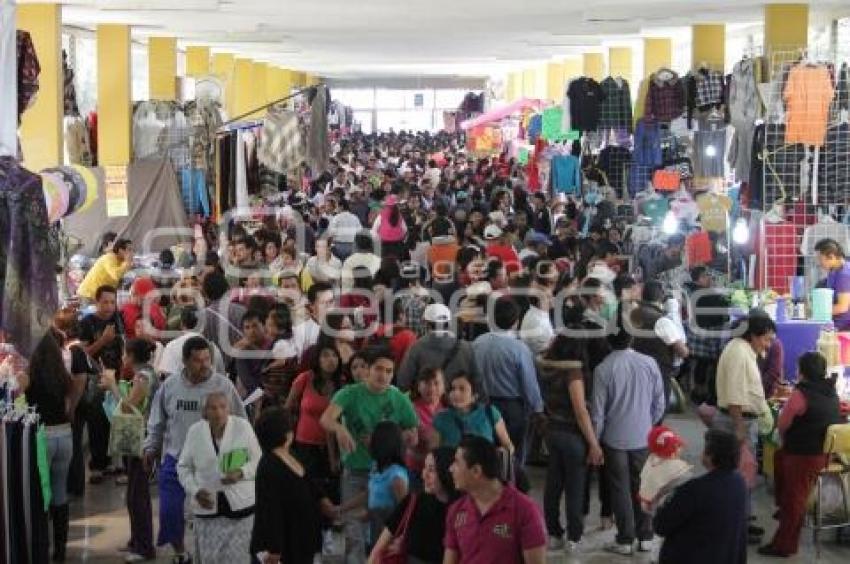 FERIA GUADALUPANA - SEMINARIO PALFOXIANO - VIRGEN DE GUADALUPE