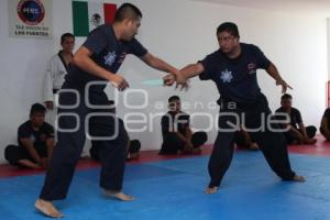 CAPACITACION A POLICIAS AUXILIARES