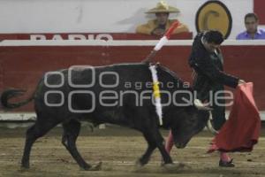 JERÓNIMO, EN LA PLAZA DE TOROS EL RELICARIO.