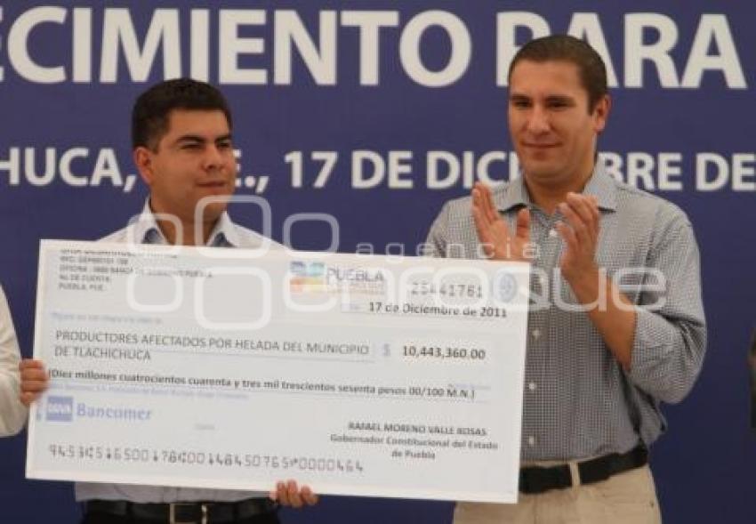 ENTREGA DE APOYOS ECONOMICOS A CAMPESINOS DE TLACHICHUCA