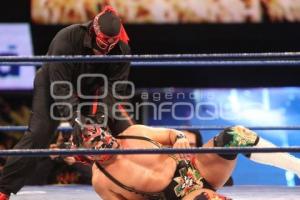 GUERRA DE TITANES TRIPLE AAA