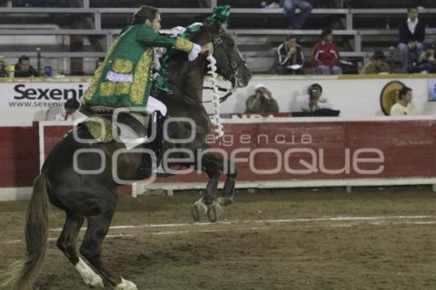 CORRIDA DE TOROS EN EL RELICARIO.