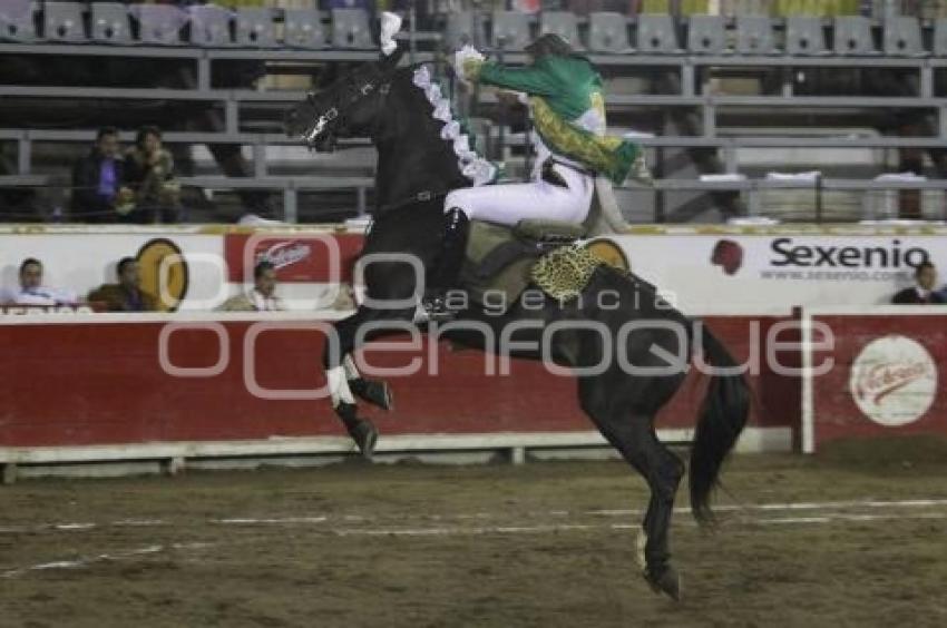 CORRIDA DE TOROS EN EL RELICARIO.