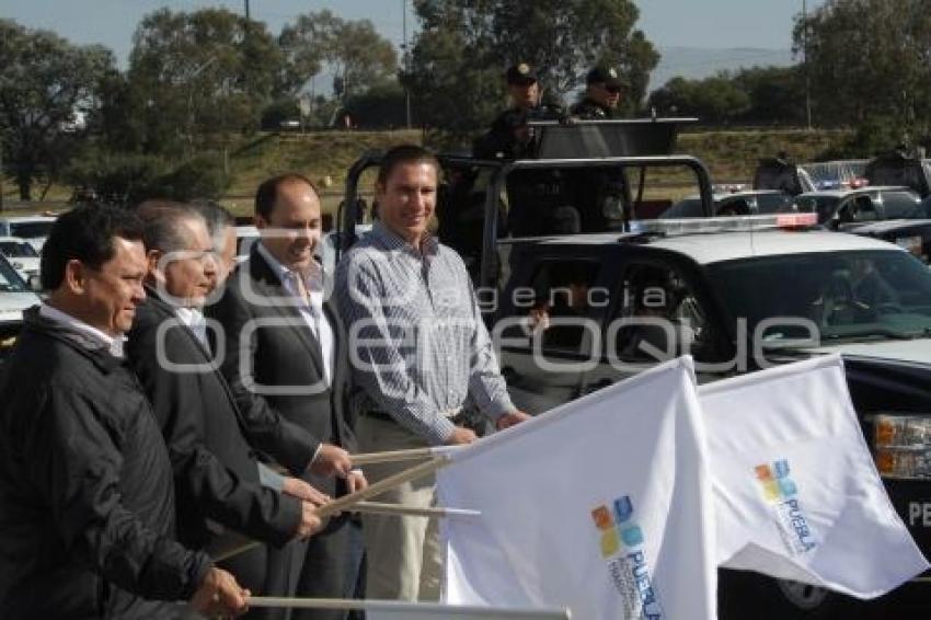 RAFAEL MORENO VALLE, ENTREGA 150 PATRULLAS Y EQUIPO DE SEGURIDAD A MUNICIPIOS DE PUEBLA.