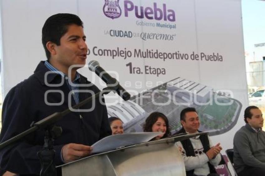 INICIA CONSTRUCCIÓN COMPLEJO MULTIDEPORTIVO