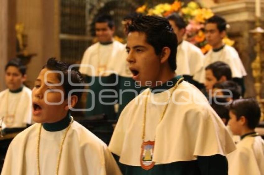 NIÑOS CANTORES SE PRESENTAN EN CATEDRAL