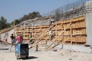 OBRAS EN PASEO DEL ATOYAC