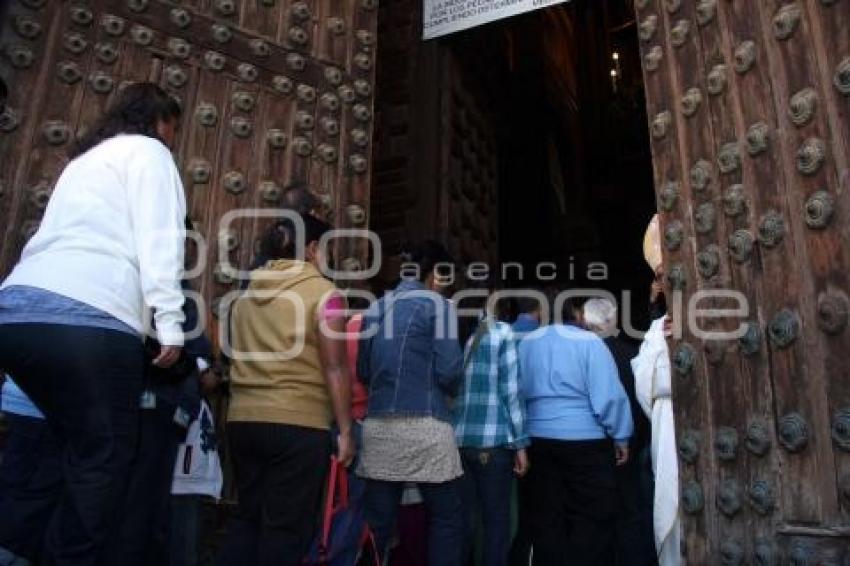 PUERTA DEL PERDÓN. CATEDRAL