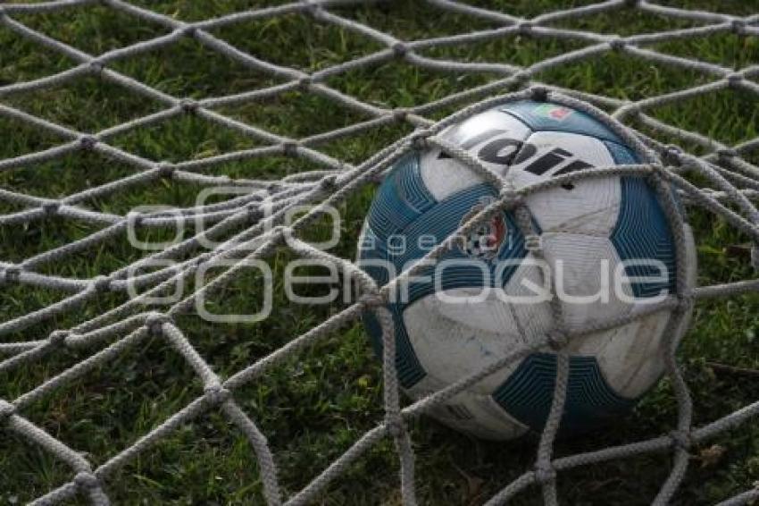 ENTRENAMIENTO LOBOS BUAP