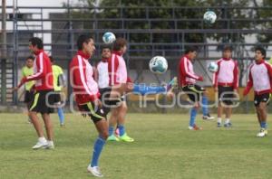 ENTRENAMIENTO LOBOS BUAP