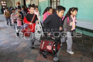 REGRESO A CLASES