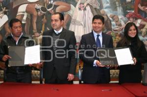 FIRMA AYUNTAMIENTO CON LAS 17 JUNTAS AUXILIARES