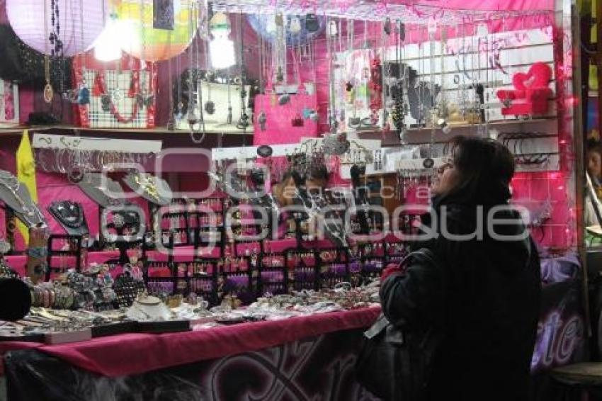 ALDEA MÁGICA EN EL PASEO BRAVO . COMERCIOS