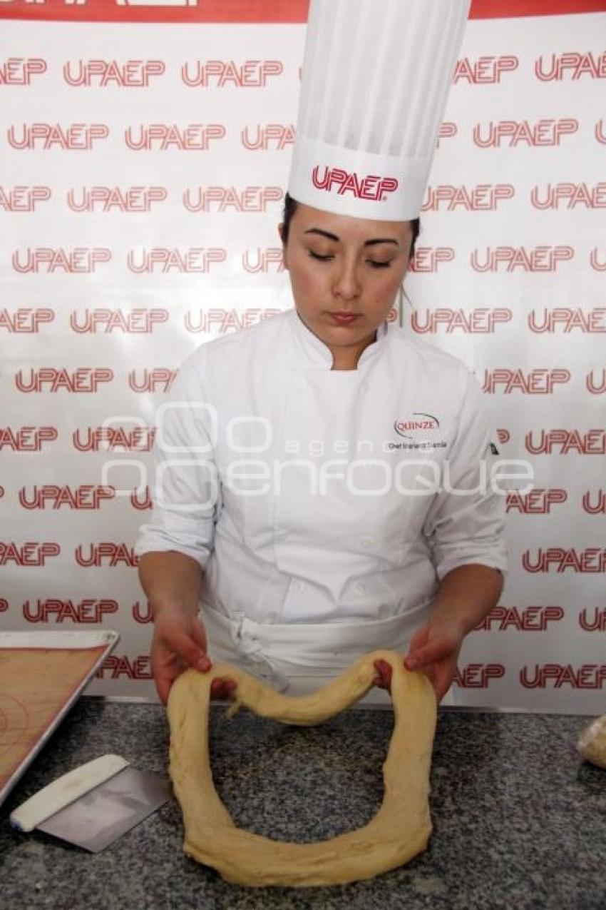 PREPARACIÓN ROSCA DE REYES. UPAEP