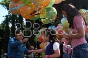 VENTA DE GLOBOS DE REYES MAGOS