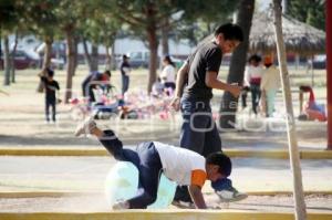 PARQUE ECOLÓGICO. FAMILIAS