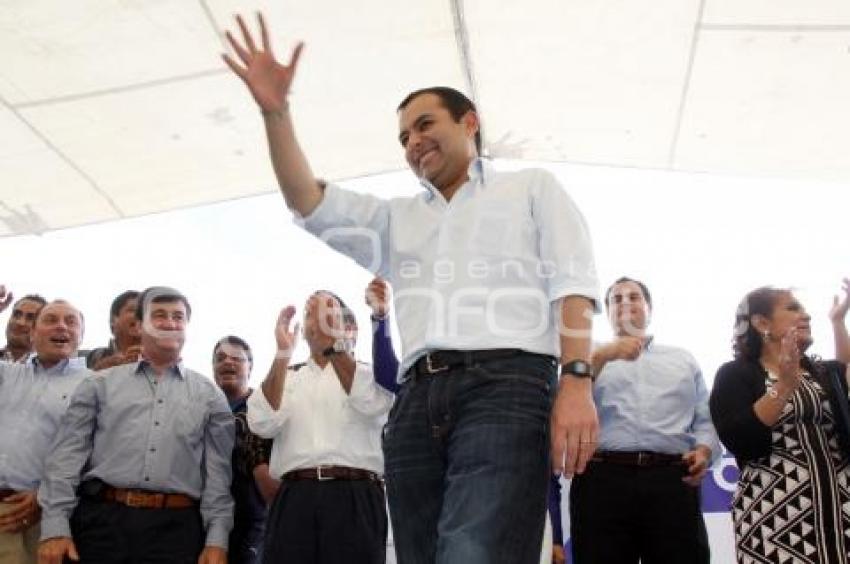 MITIN ERNESTO CORDERO. CHOLULA