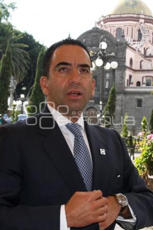 JAVIER LOZANO ALARCÓN