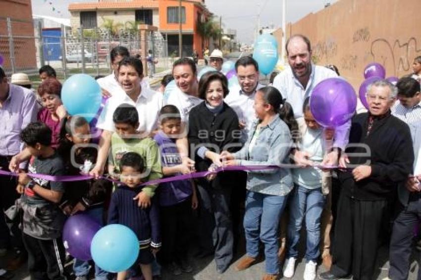 INAUGURACIÓN CALLES. EDUARDO RIVERA