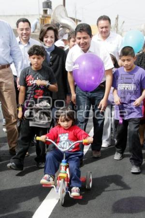 INAUGURACIÓN CALLES. EDUARDO RIVERA