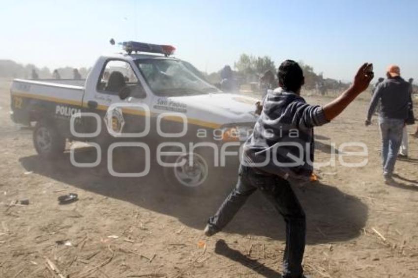 ENFRENTAMIENTO POLICIAS -ANTORCHA CAMPESINA