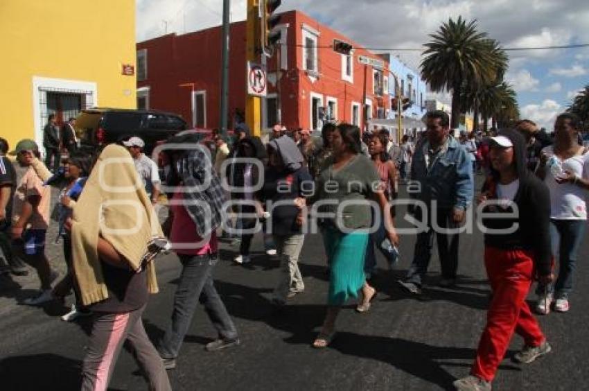 MANIFESTACIÓN DESALOJADOS DE PREDIO EN CANOA