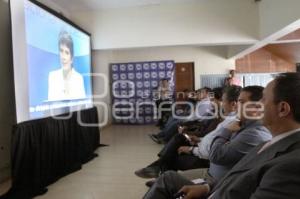 PANISTAS SE REUNEN A VER EL DEBATE