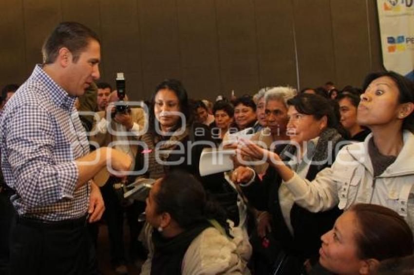 CRÉDITO A LA PALABRA DE LA MUJER