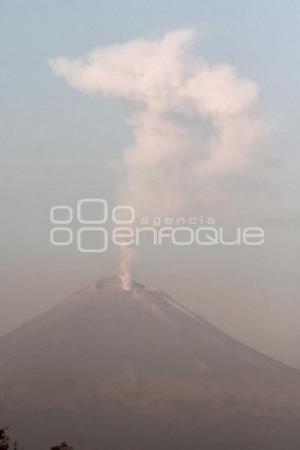 FUMAROLA VOLCÁN POPOCATÉPETL