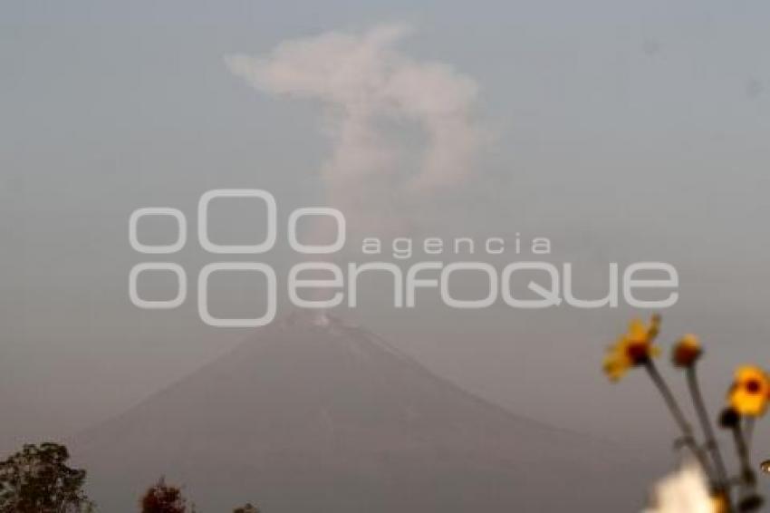 FUMAROLA VOLCÁN POPOCATÉPETL