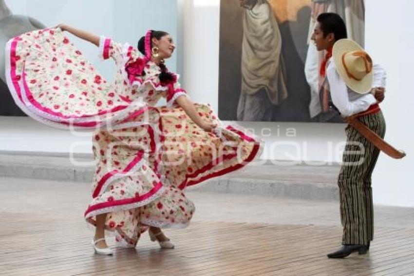 BALLET FOLKLÓRICO BUAP