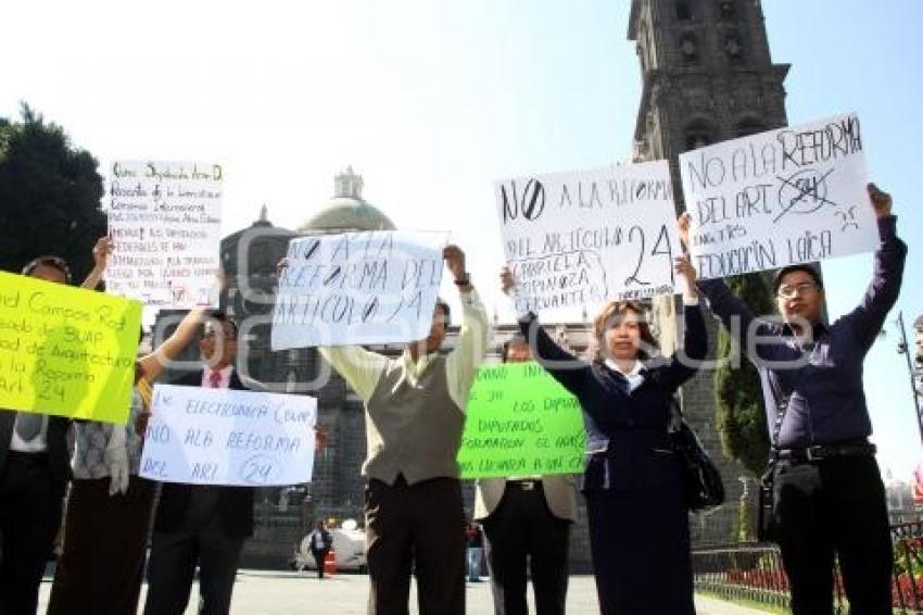 MANIFESTACIÓN CONTRA ARTÍCULO 24