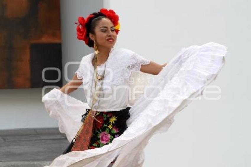 BALLET FOLKLÓRICO BUAP