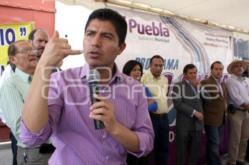 1000 CALLES EN LA COLONIA SNTE