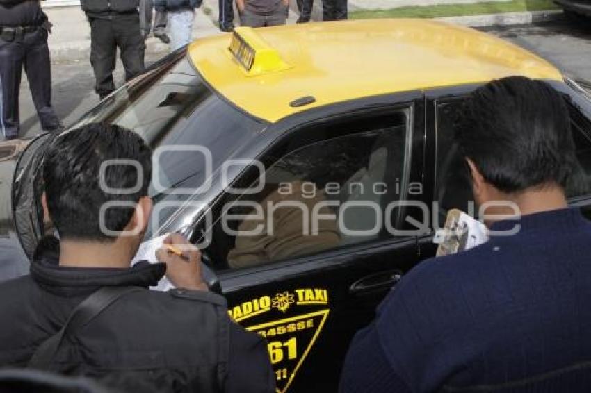 ASESINAN A TAXISTA A BORDO DE SU UNIDAD