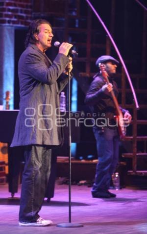 RICARDO ARJONA SIGLO XXI