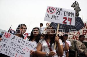 MANIFESTACION PUEBLA LAICA