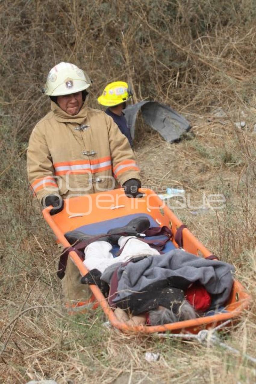 MUERE MUJER VOLCADURA PERIFERICO ECOLOGICO