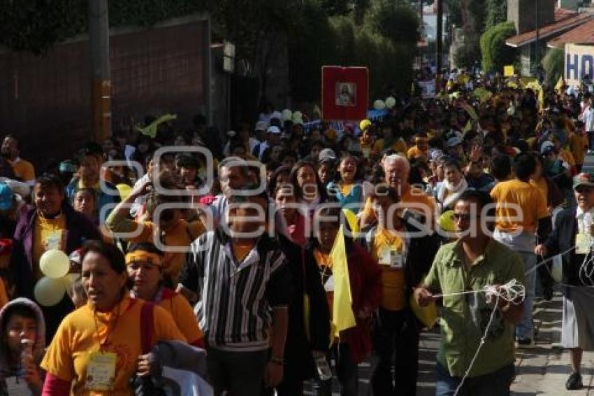 DESFILE DE LA CONAIM POR LAS CALLES DE PUEBLA