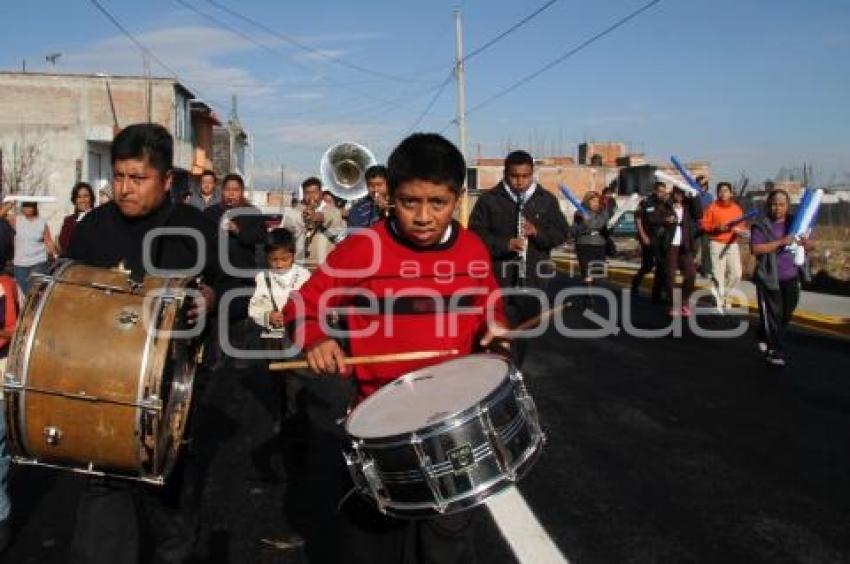INAUGURACIÓN CALLES . 1000 CALLES