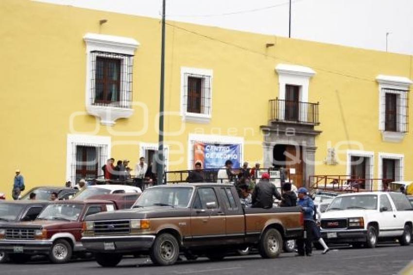 MANIFESTACIÓN ARTESANOS Y COMERCIANTES