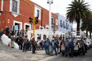 MANIFESTACIÓN ARTESANOS Y COMERCIANTES