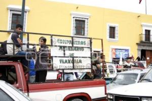 MANIFESTACIÓN ARTESANOS Y COMERCIANTES