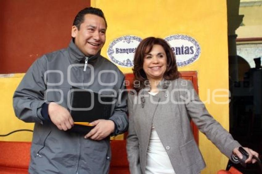 LEOBARDO SOTO Y BLANCA ALCALÁ