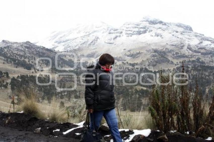 NIEVE EN EL POPOCATÉPETL