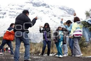 NIEVE EN EL POPOCATÉPETL