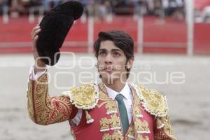 TOROS . ANTONIO LOMELIN